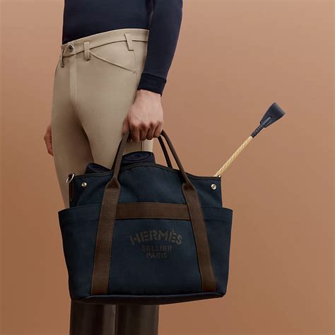 hermes grooming bag